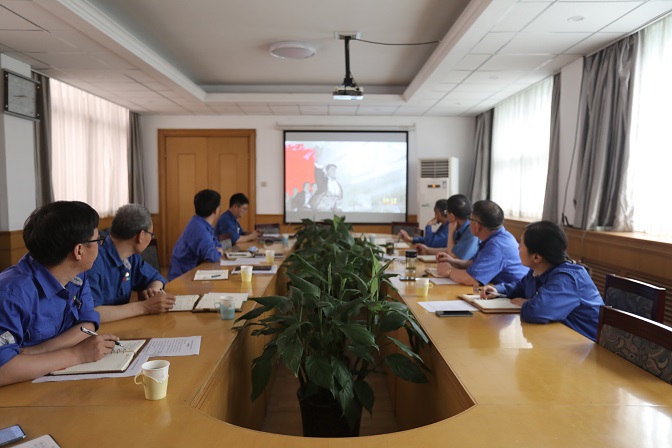 云顶国际朗朗读书处，夏木荫荫正可人——云顶国际高科举办首期党史学习教育专题读书班