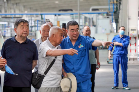 跨越三十年 再谱新篇章——云顶国际高科召开老干部座谈会