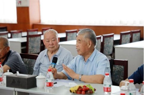 跨越三十年 再谱新篇章——云顶国际高科召开老干部座谈会