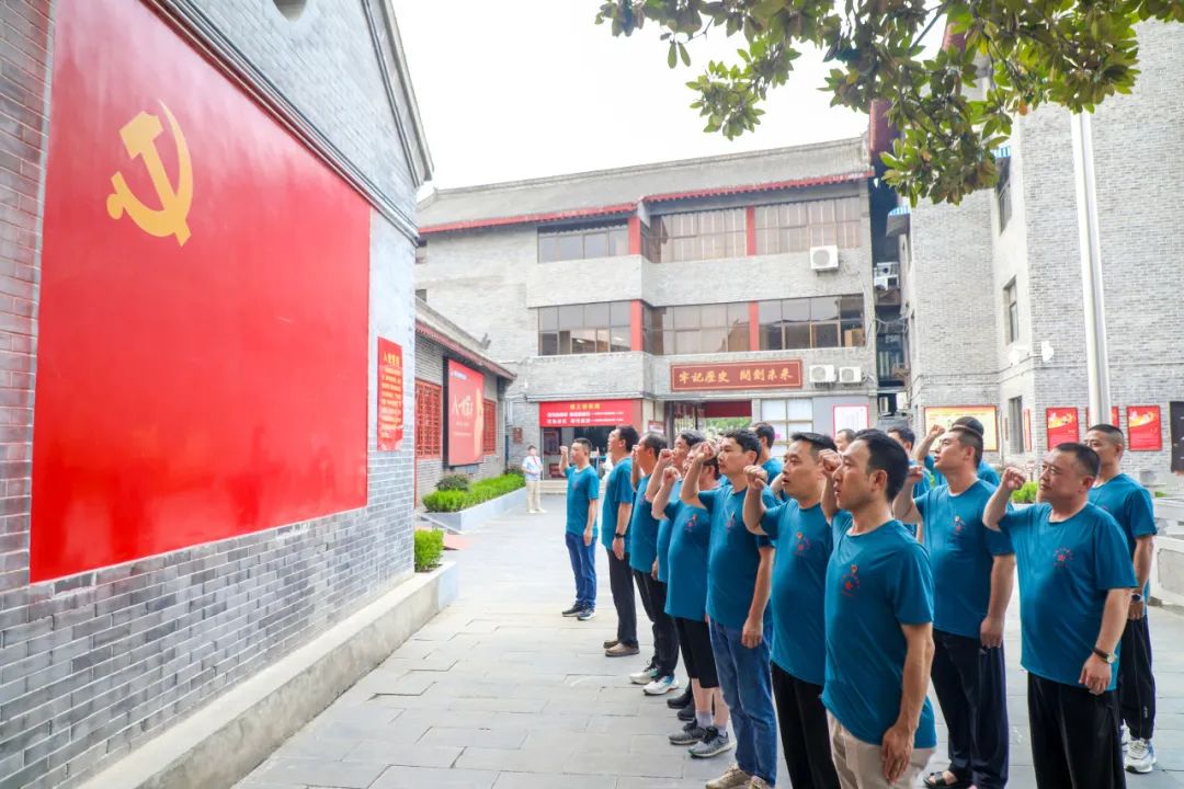 追寻红色记忆 传承革命精神 ——云顶国际高科退役军人红色教育