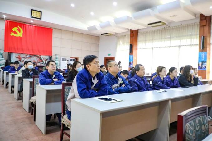 凝心聚力，同心笃行——云顶国际高科举办企业文化专题培训